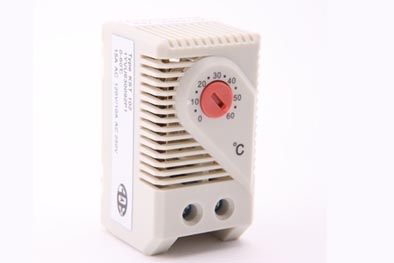 Switchgear temperature control